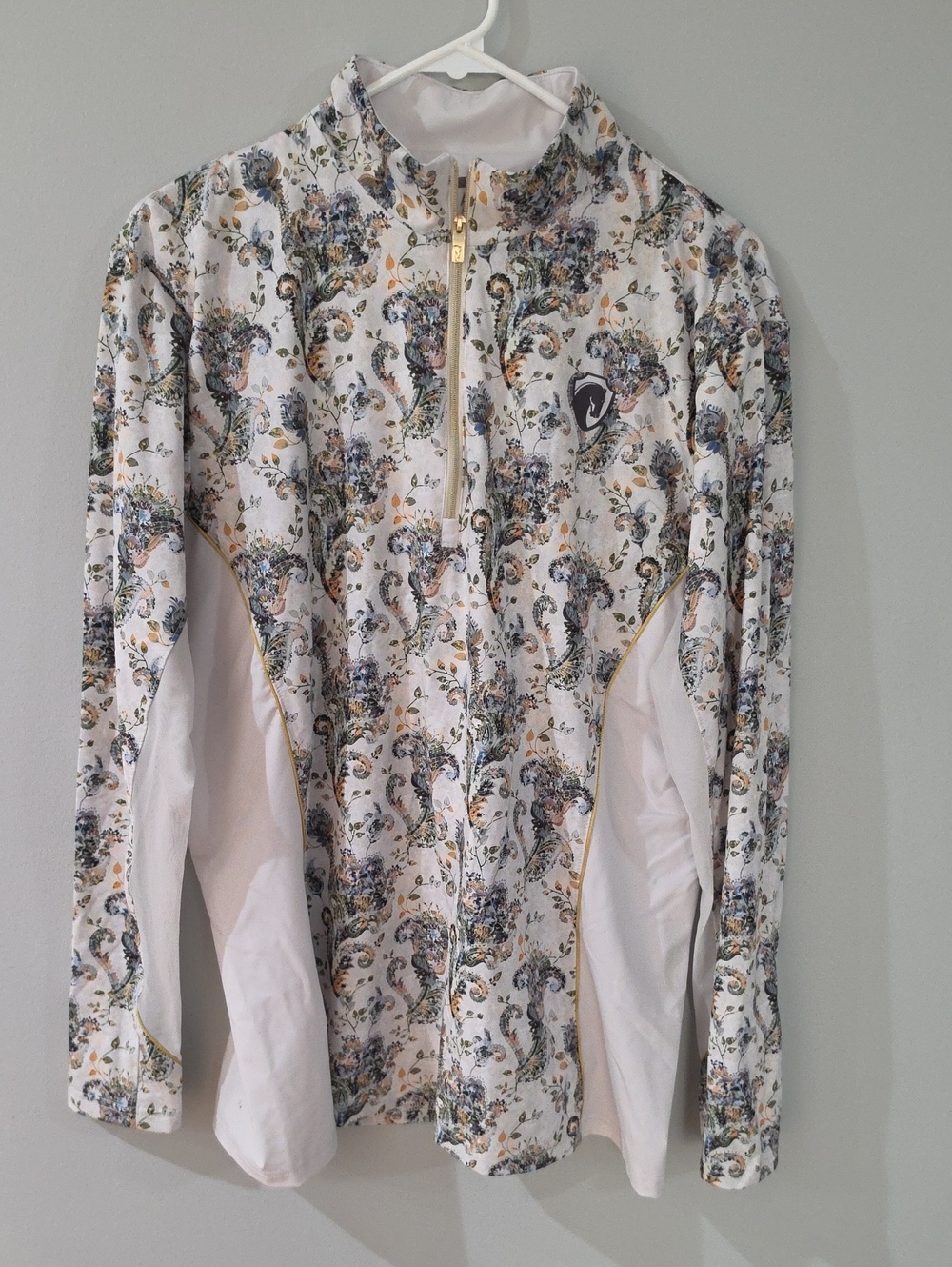 Arista Equestrian Sun Shirt Tee - White with Paisley Print